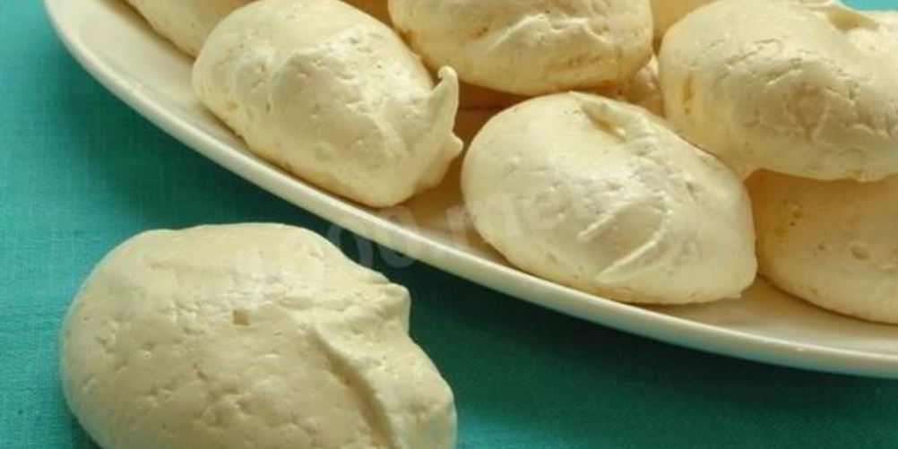 Как приготовить безе с кокосовой стружкой