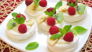 Рецепт Безе с кремом и фруктами