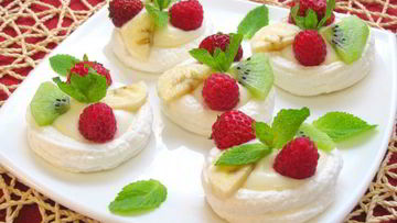 Рецепт Безе с кремом и фруктами