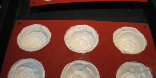 Рецепт безе с вишней снежный шар