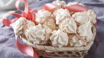 Рецепт Безе в мультиварке с нежным кремом