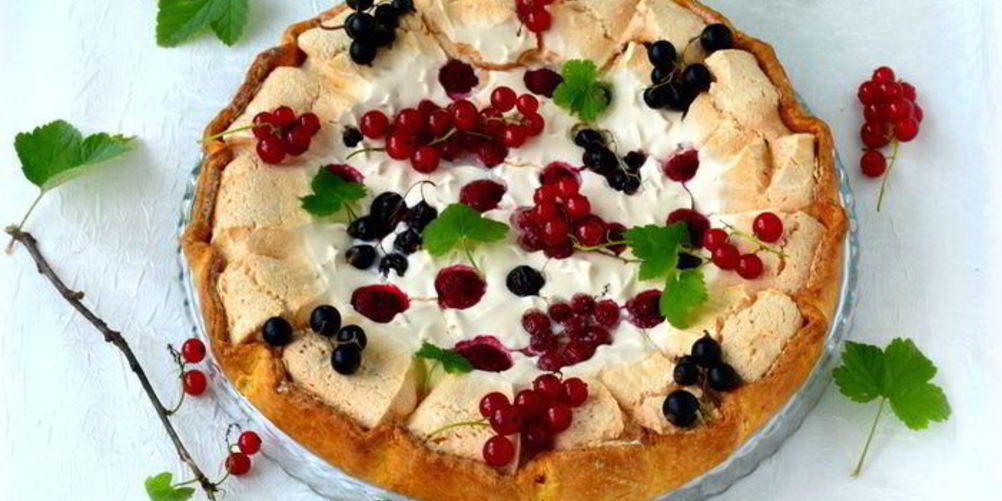 Как приготовить галету с безе и ягодами