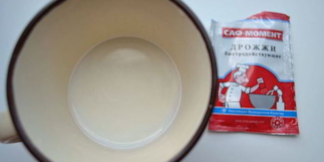 Рецепт галеты с безе и ягодами