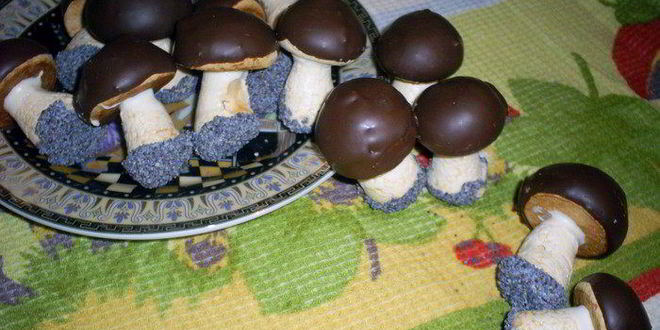 Рецепт грибков из безе