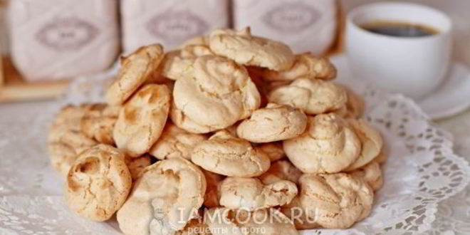 Рецепт миндального безе амаретти