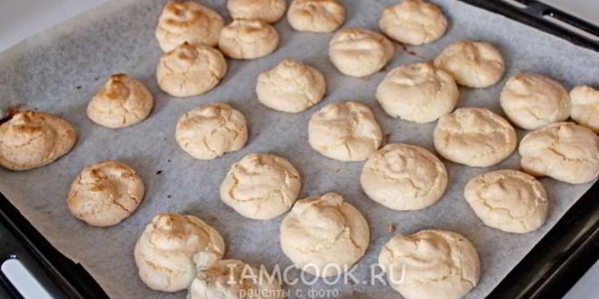 Рецепт миндального безе амаретти