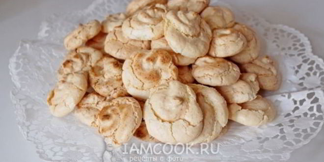 Рецепт миндального безе амаретти