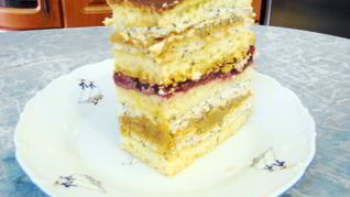 Рецепт Пляцка вишневого с безе и шоколадом