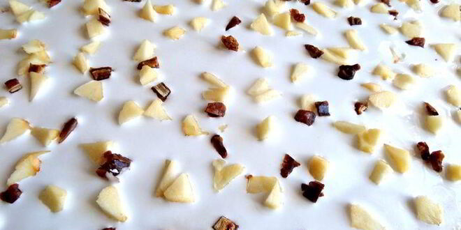 Рецепт творожного рулета с безейной прослойкой