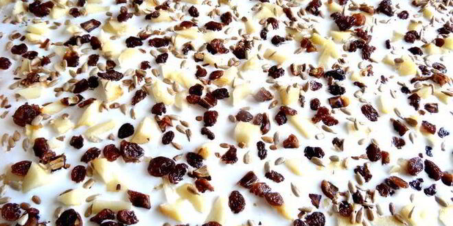 Рецепт творожного рулета с безейной прослойкой