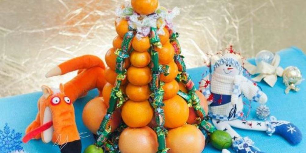 Как приготовить елку из фруктов и конфет
