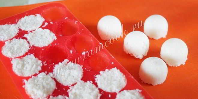 Рецепт кокосовых конфет с фундуком