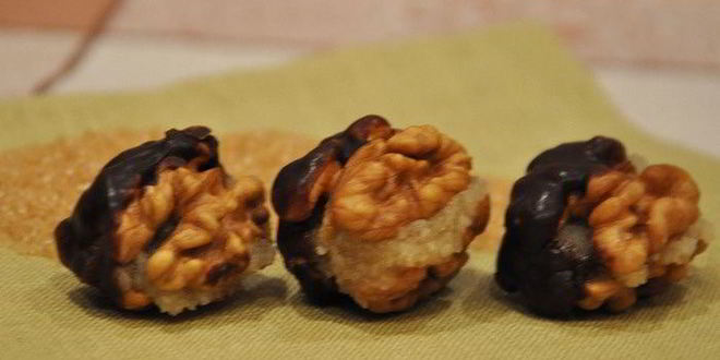 Рецепт конфеток с миндально-винной начинкой и кленовым сиропом