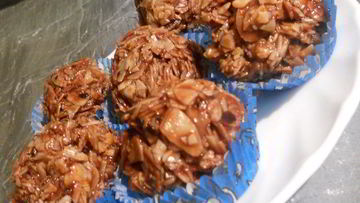 Рецепт Конфет Миндальных лепестки в шоколаде