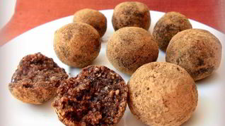 Рецепт Сыроедческих конфет с кэробом