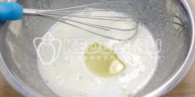 Рецепт бисквитного рулета с клубничным кремом