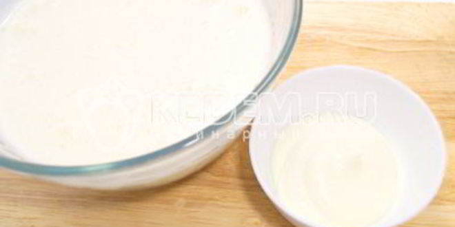 Рецепт бисквитного рулета с кремом зимнее полено