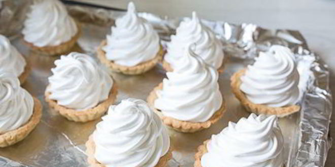 Рецепт корзиночек с белковым кремом