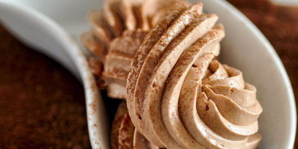 Как приготовить масляный шоколадный крем