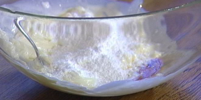 Рецепт шоколадного рулета со сливочным кремом