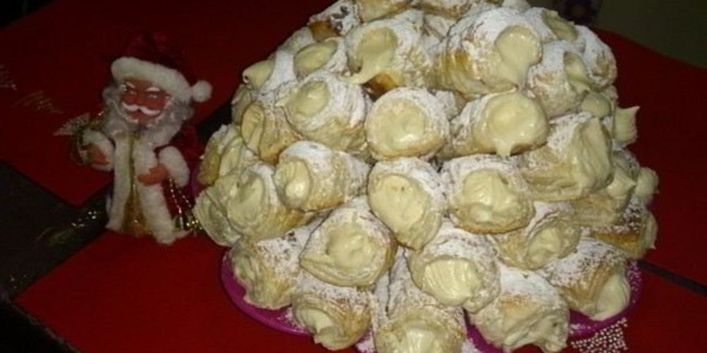 Как приготовить слоеные трубочки с заварным кремом