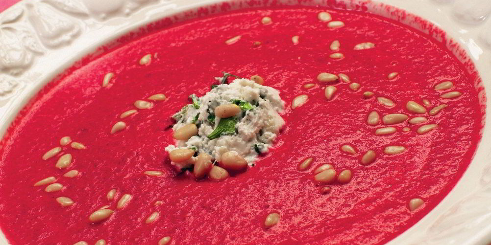 Как приготовить свекольный крем с козьим сыром