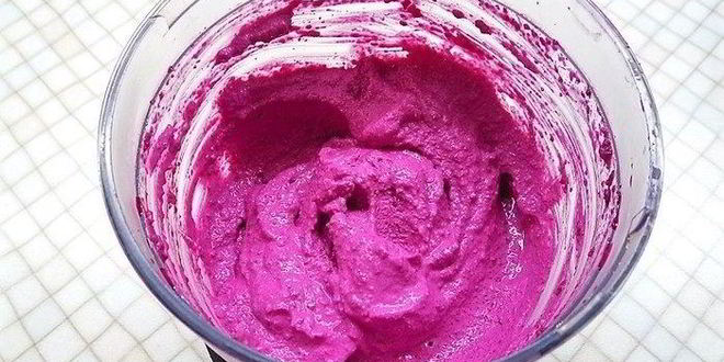 Рецепт сырных крекеров с отрубями и свекольным кремом