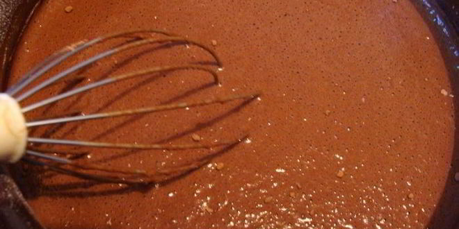 Рецепт торта-полена из слоеного теста с шоколадным кремом