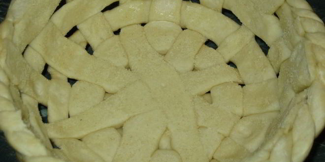 Рецепт корзинки с сахарными булочками и мармеладом