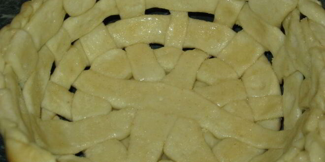 Рецепт корзинки с сахарными булочками и мармеладом