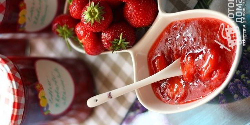 Как приготовить мармелад из клубники и ревеня