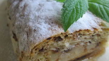 Рецепт Миндально-шоколадных груши в тесте фило