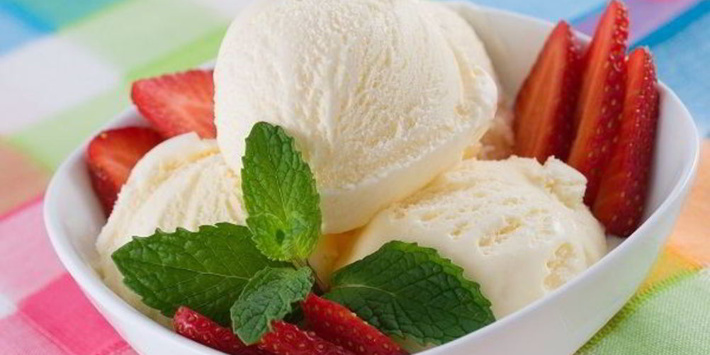 Как приготовить домашнее мороженое без молока