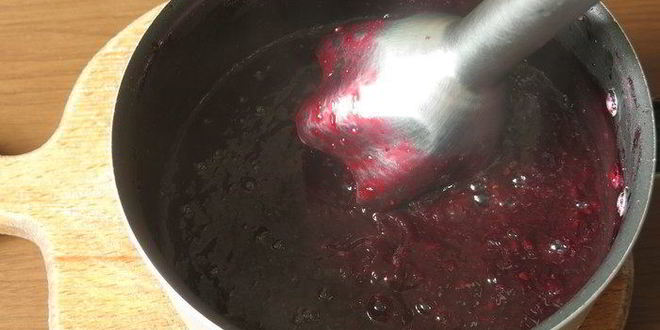 Рецепт кокосового мороженого с ежевикой