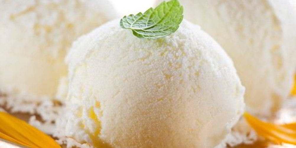 Как приготовить нежное сливочно-ванильное мороженое