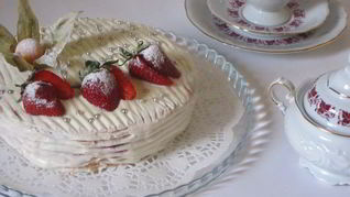 Рецепт Торта-мороженого с безе