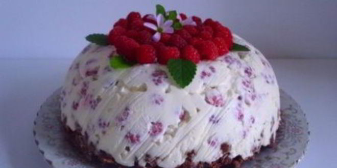 Рецепт торта-мороженого с малиной