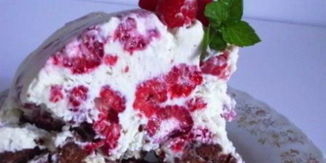 Рецепт торта-мороженого с малиной