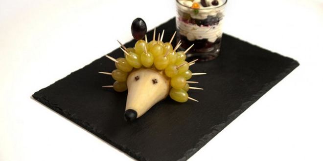 Рецепт фруктового ежика и воздушный ягодный мусс