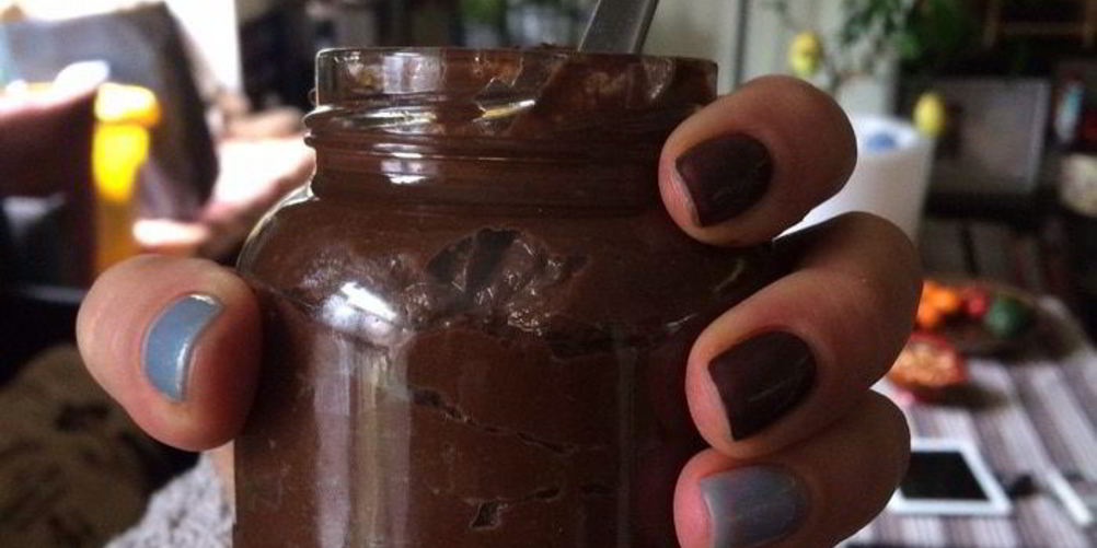 Как приготовить ленивый шоколадный мусс из авокадо