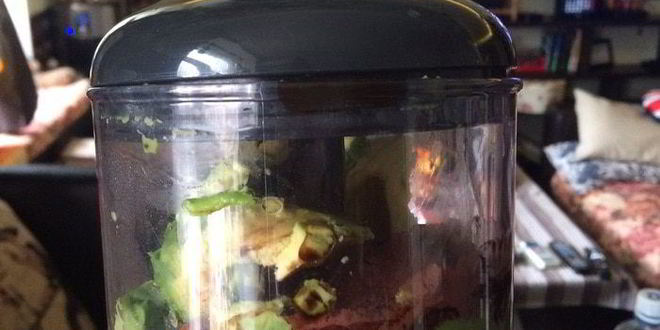 Рецепт ленивого шоколадного мусса из авокадо