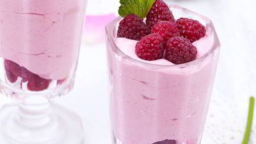 Рецепт Малинового мусса с ароматом розы