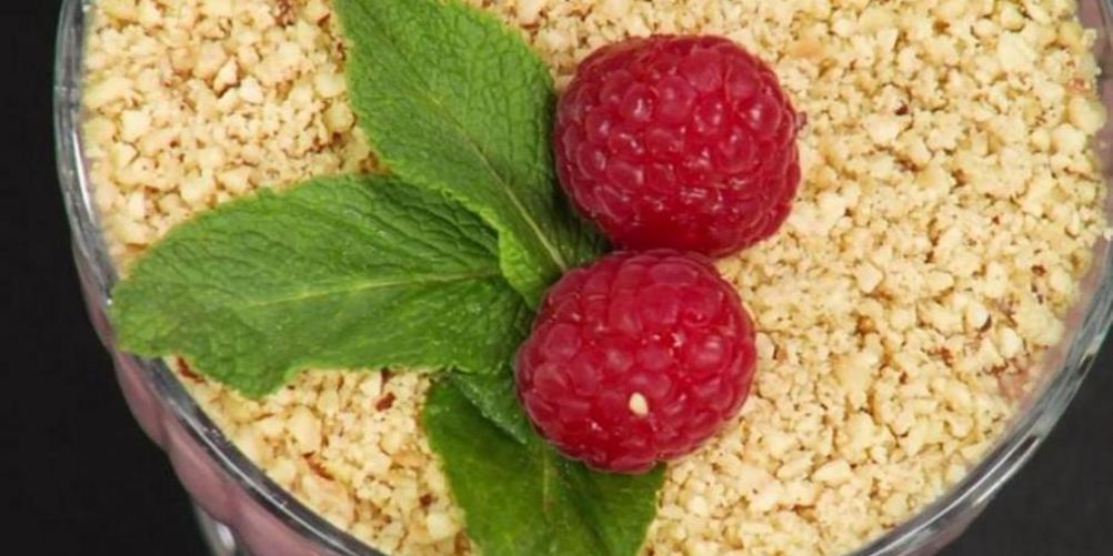 Как приготовить мусс из белого шоколада с лесными орехами