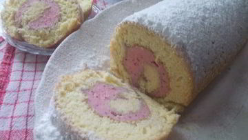 Рецепт Рулета с клубничным муссом