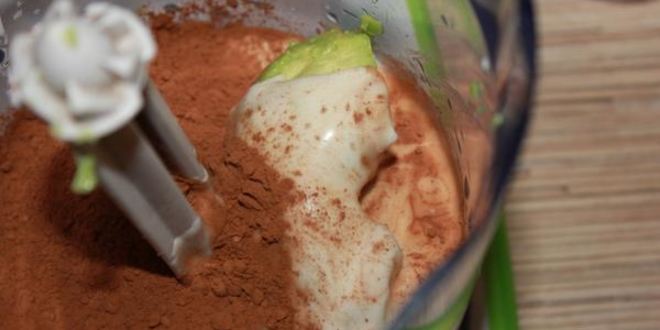 Рецепт шоколадного мусса из авокадо