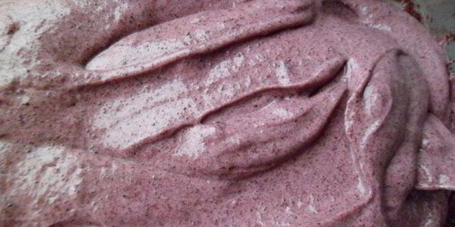 Рецепт шоколадных стаканчиков с черничным муссом и бисквитом