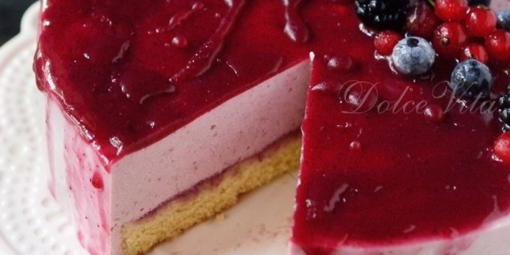 Как приготовить торт-мусс с черной смородиной