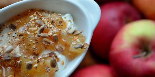 Рецепт творожного мусса с яблочным соусом