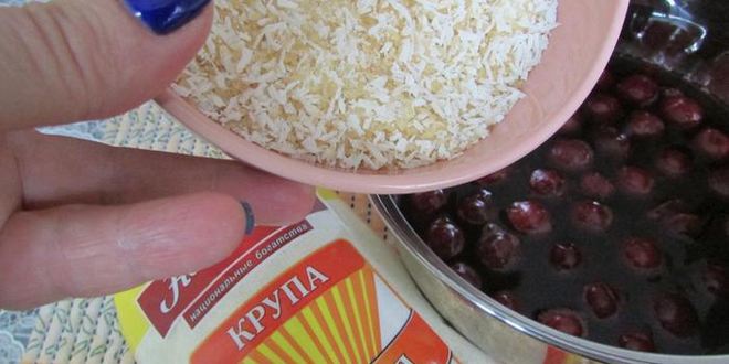 Рецепт вишнева-кокосового мусс на манке