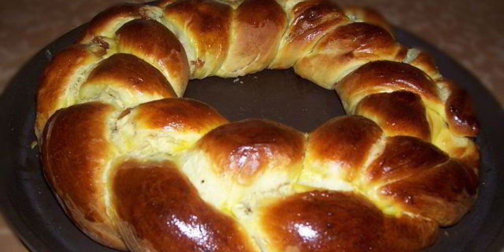 Как приготовить ароматный пасхальный венок